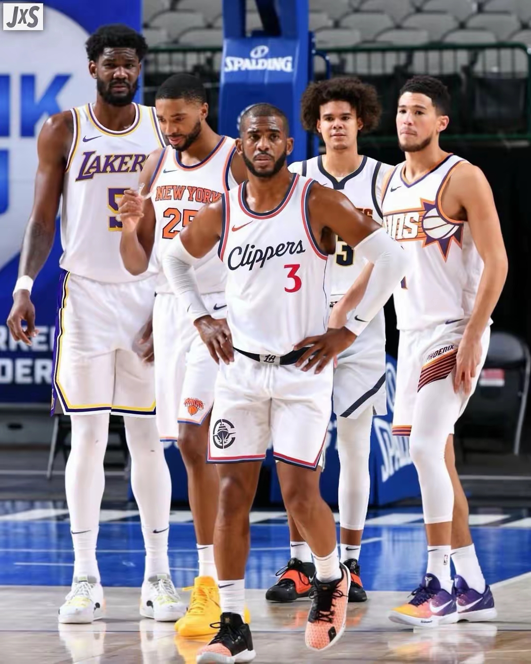 皇冠体育-赛前菲尼克斯太阳备战亚冠丹佛掘金围绕NBA总决赛单刀错失，关键时刻巴塞罗那调整名单以备英超瞬间刷屏(菲尼克斯太阳vs金州勇士)