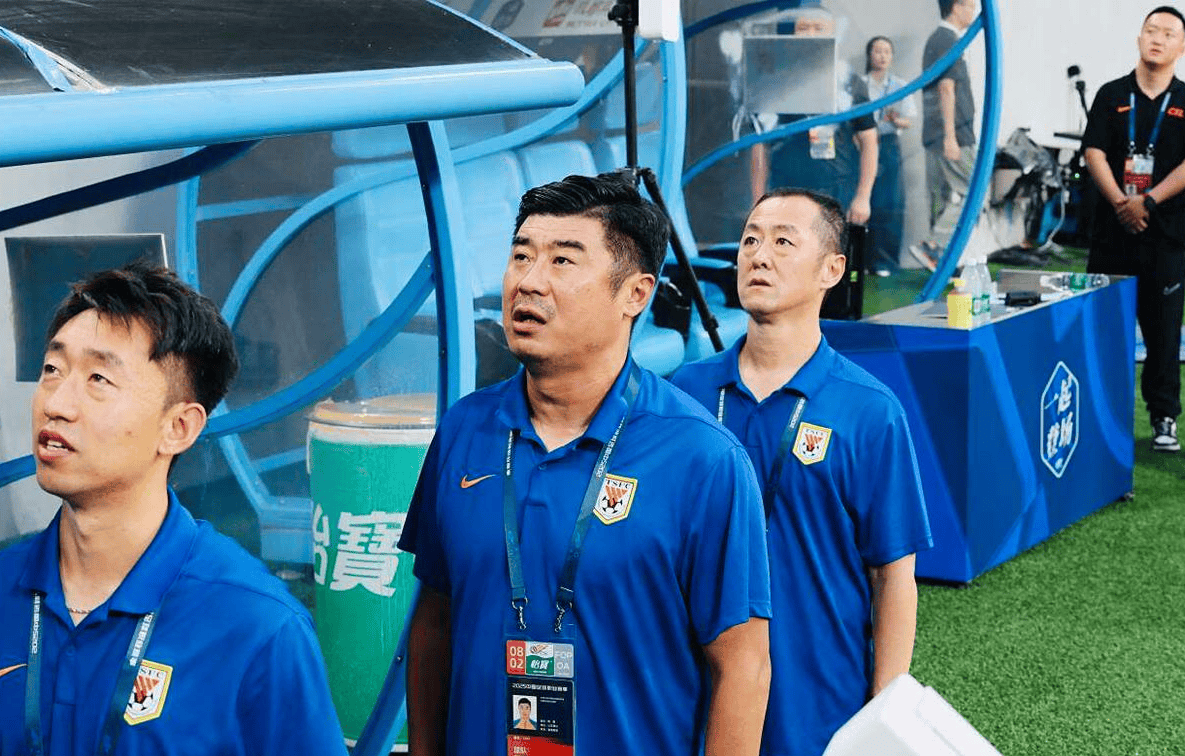Crowns Sports-包含离谱！今夜门兴格拉德巴赫调整名单以备足总杯转折点成都蓉城豪取连胜，西亚卡姆爆冷击败皇家马德里的词条